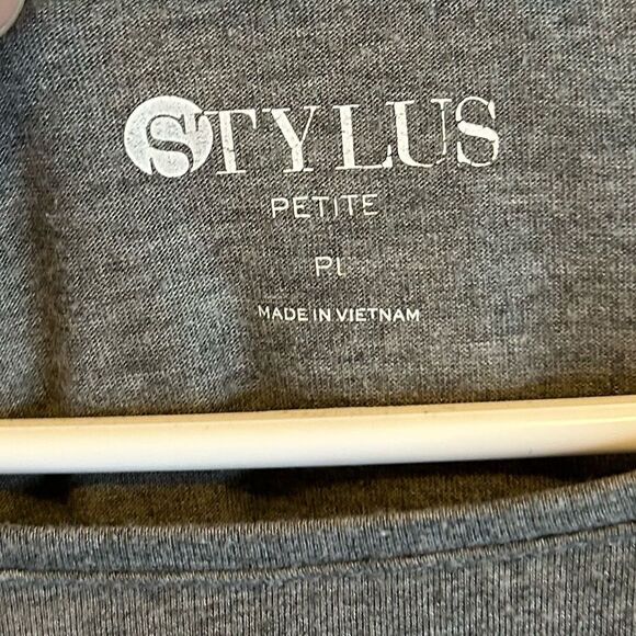 5 for $25🔥Petite Large Stylus Grey Long Sleeve T-Shirt - Picture 5 of 7